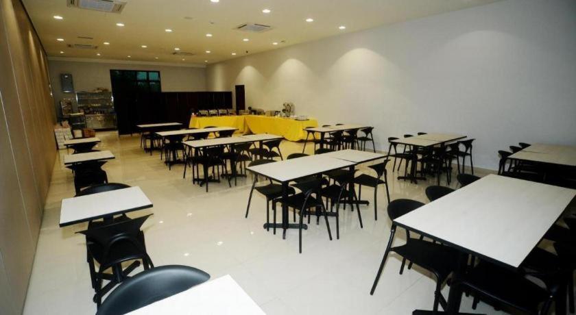 Star-Well Hotel Kuala Lipis Kültér fotó