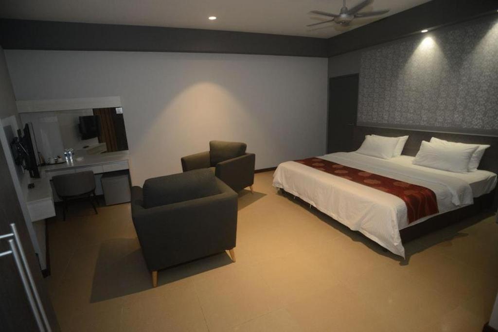 Star-Well Hotel Kuala Lipis Kültér fotó