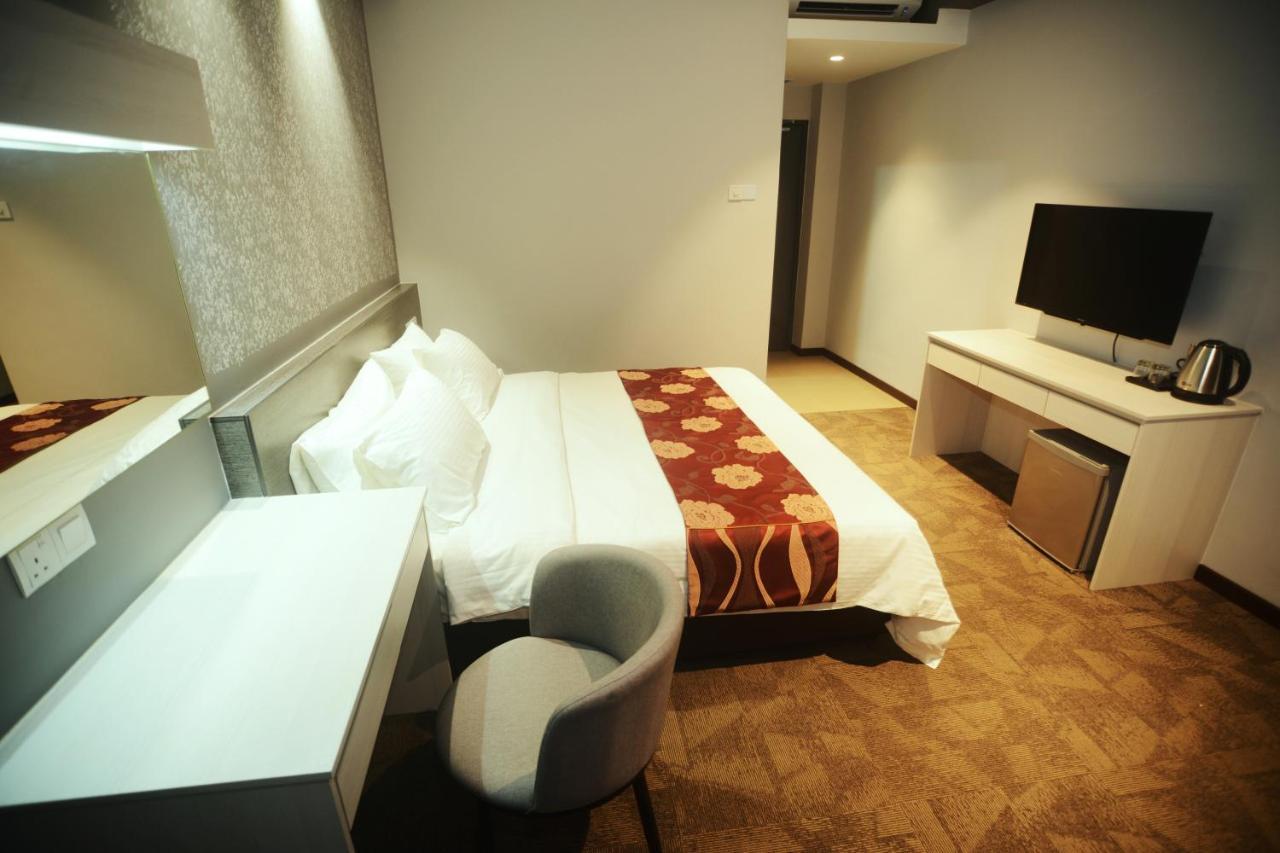 Star-Well Hotel Kuala Lipis Kültér fotó