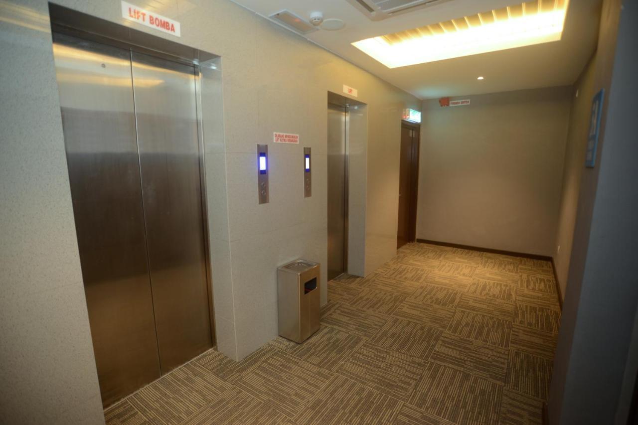 Star-Well Hotel Kuala Lipis Kültér fotó
